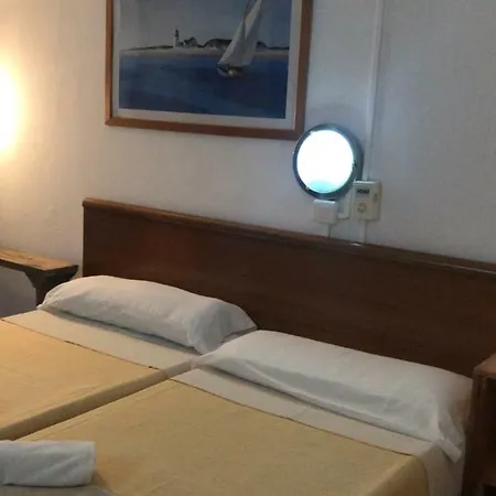 佩纳旅馆 2* 伊维萨镇