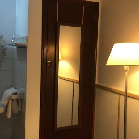 佩纳旅馆 2* 伊维萨镇