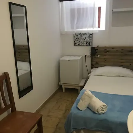 佩纳旅馆 伊维萨镇